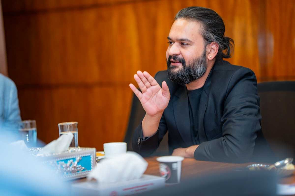 ओलीलाई ४९ हजारभन्दा बढी मतले पराजित गर्दै बालेनको अभूतपूर्व जीत