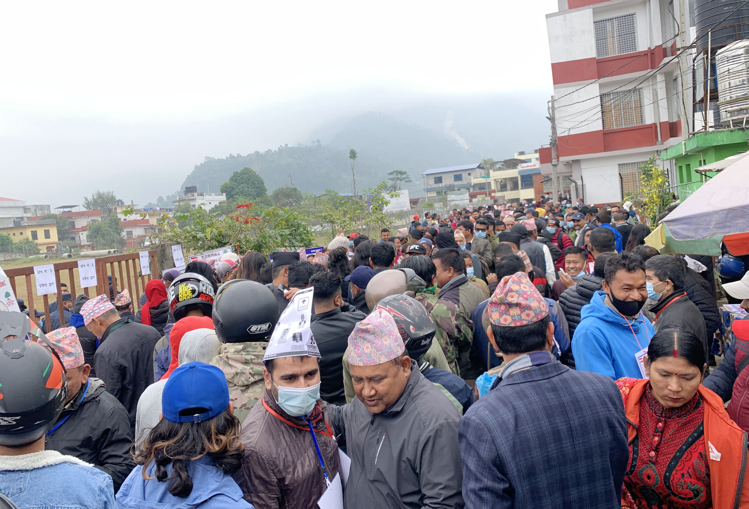 तनहुँ कांग्रेस : पौडेल छाडेर देउवा कित्तामा पुगेका आलेको सम्भावना कति?