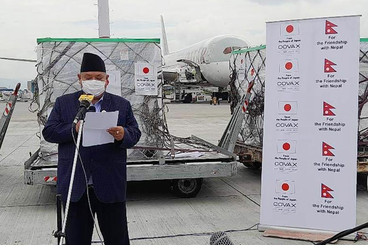 जापानबाट ५ लाख १३ हजार मात्रा खोप काठमाडौं आइपुग्यो