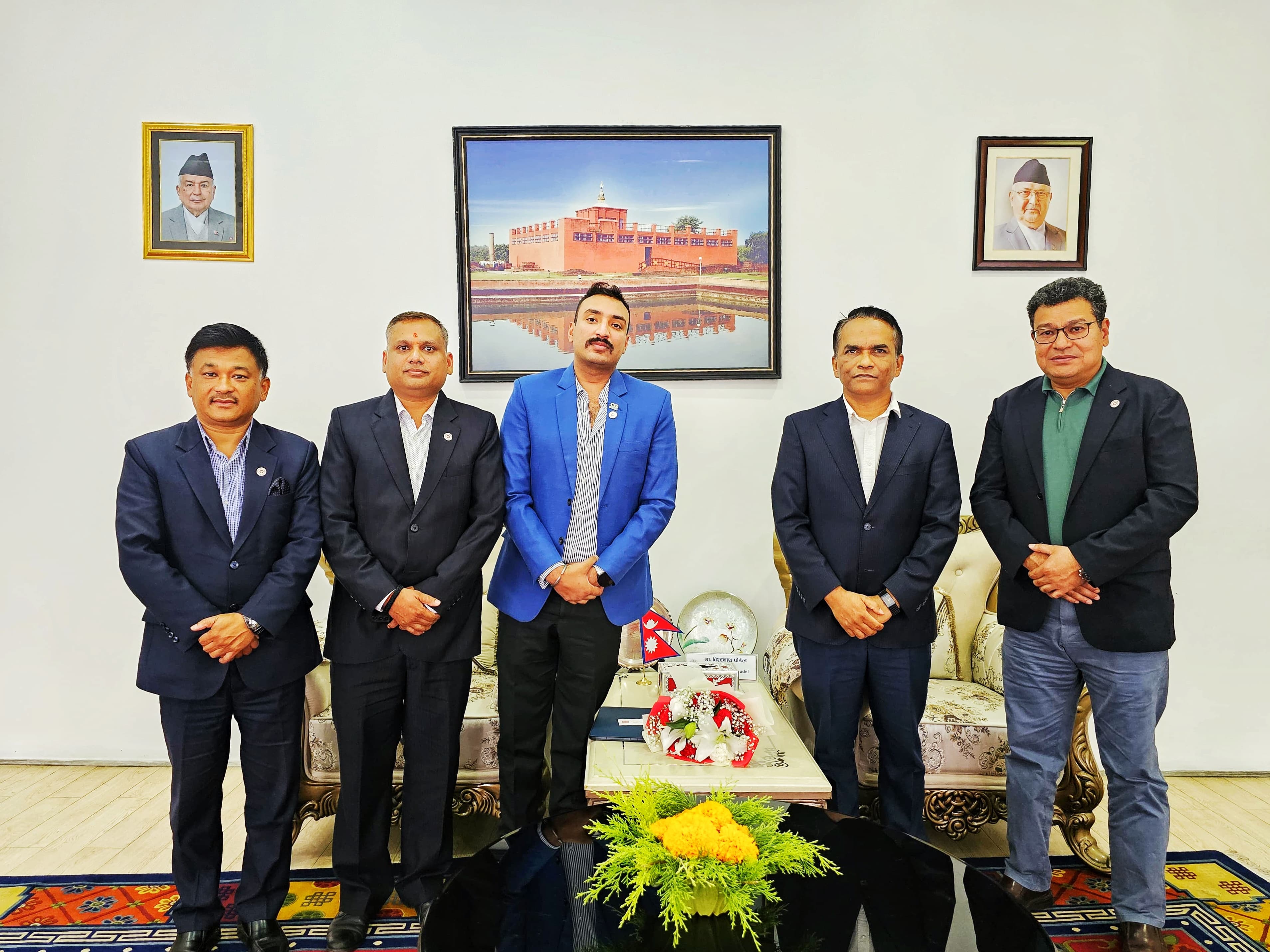 गभर्नर पौडेल र नाडा अध्यक्ष चौधरीबीच भेटवार्ता, दिइयो गभर्नरलाई ५ बुँदे सुझाव
