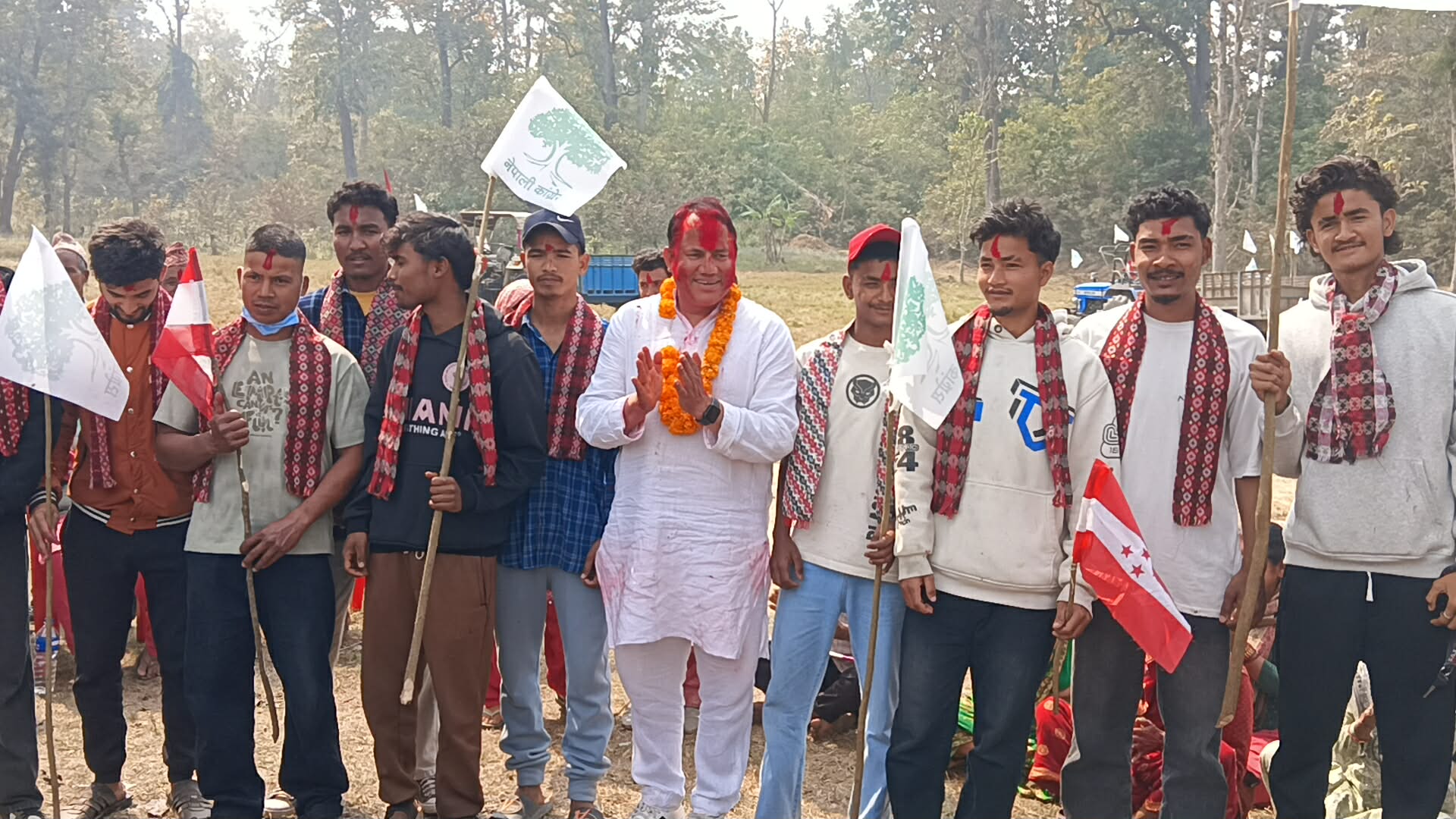 कैलाली-४ मा १० युवा कांग्रेसमा प्रवेश, आनन्द बिष्टले गरे स्वागत