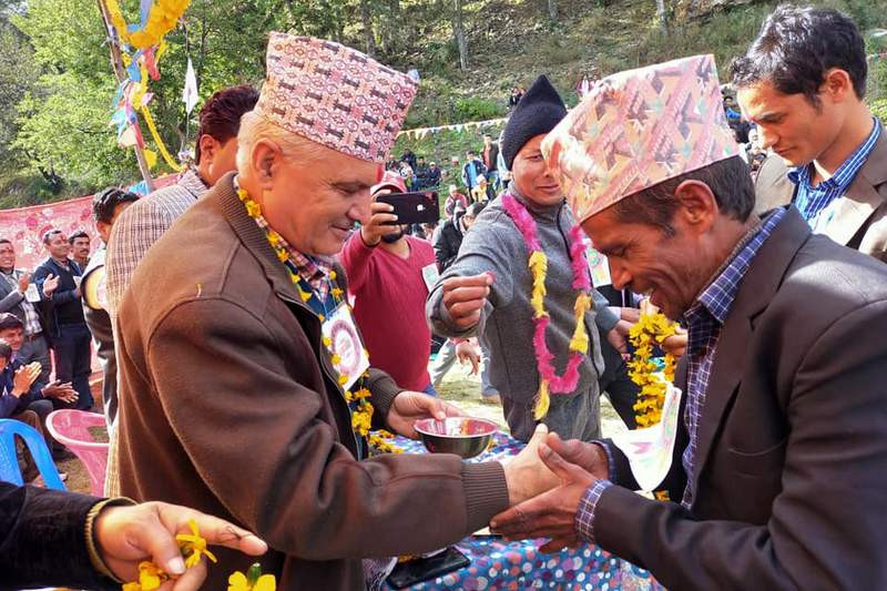 कांग्रेसबाट निर्वाचित वडाध्यक्ष नेकपा गएपछि ...