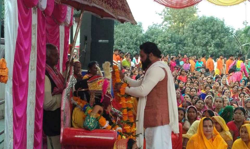 रामसीताको पहिलो भेट : यसरी मनाइयो फूलबारी लिला