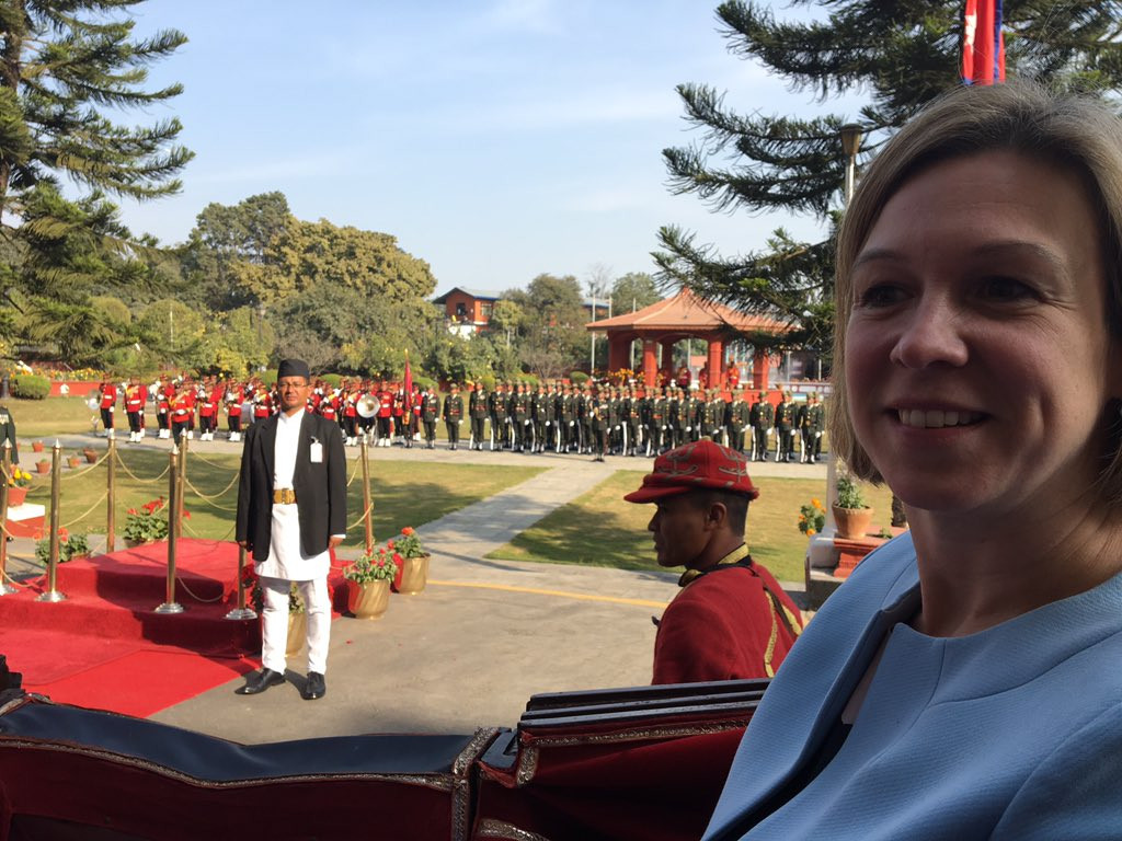 बेलायती राजदूतकाे नेपालीमा ट्विट- पहिलो महिला राजदूत हुन पाएकोमा गर्व लागेको छ