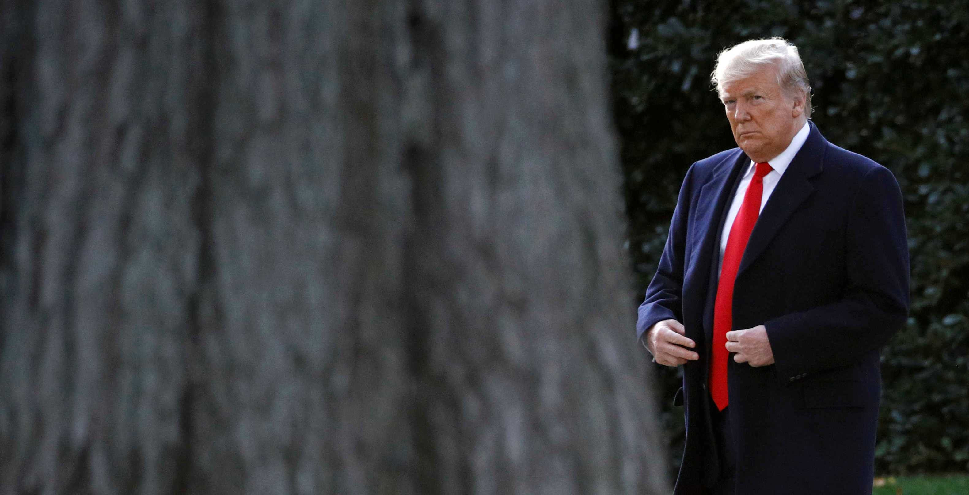 ट्रम्पको पद धरापमा, महाअभियोग लगाउने प्रस्ताव पारित