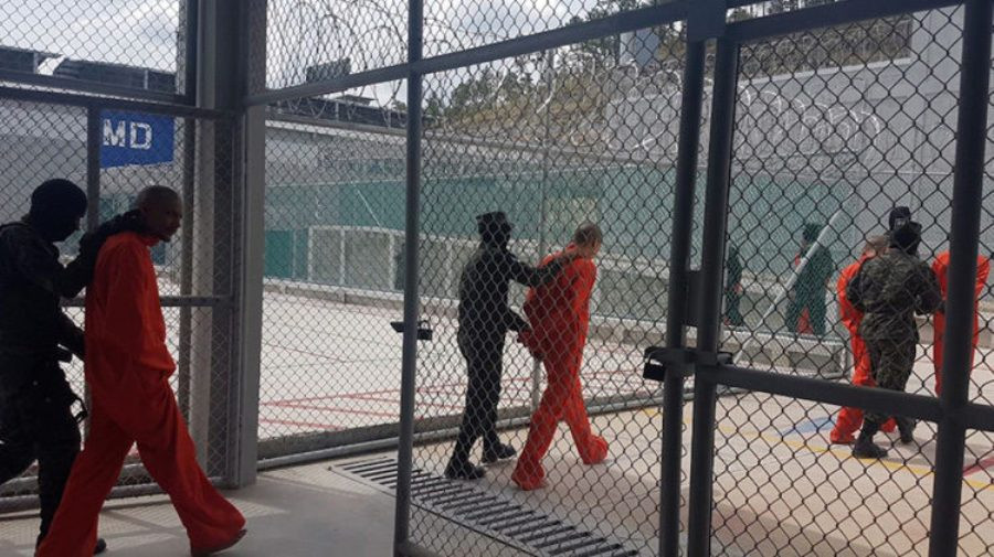 जेलभित्रै कैदीबीच झडप, कम्तीमा १८ जनाको मृत्यु