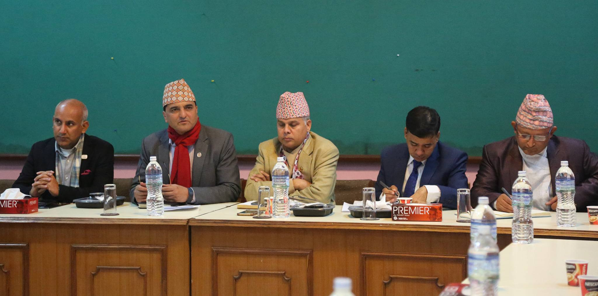 बैंकरहरुलाई पर्यटनमन्त्रीको आग्रह– भ्रमण वर्ष उद्घाटनमा दीपावली गर्नुस्