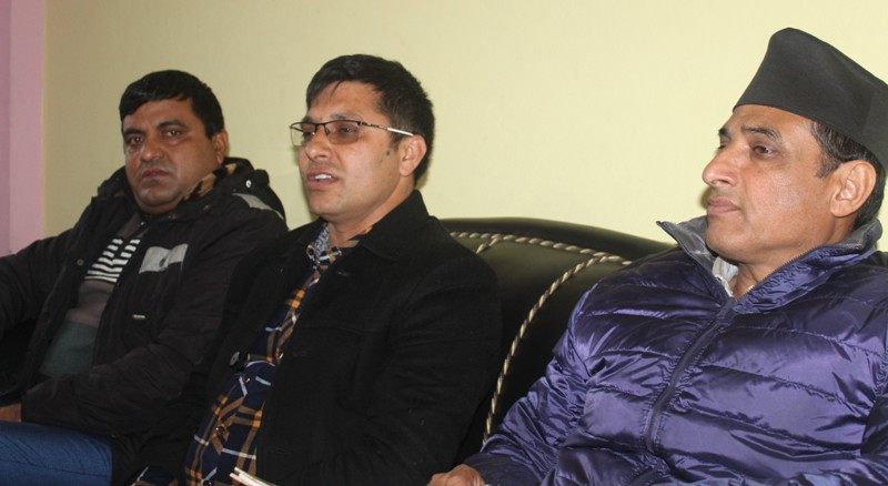बैंकले सहुलियत ऋण नदिए उजुरी गर्नुस्ः उपाध्यक्ष ढुंगेल