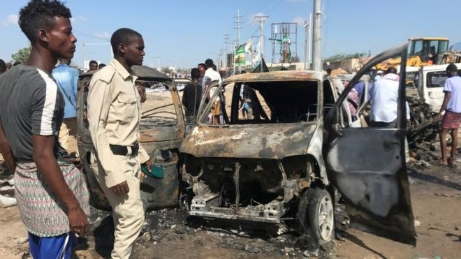 सोमालियामा कार बम विस्फोटमा ३० जनाको मृत्यु