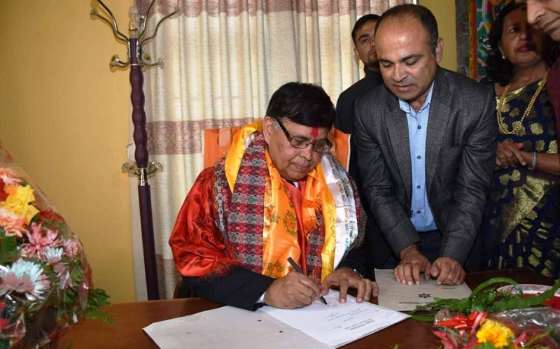 धमाधम तीनमहिने नियुक्ति बाँड्दै त्रिविका उपकुलपति