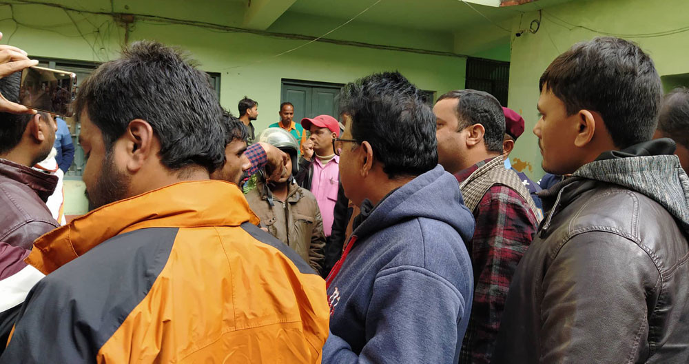 जनकपुरमा मेयरकै अगाडि पत्रकारहरुमाथि हातपात