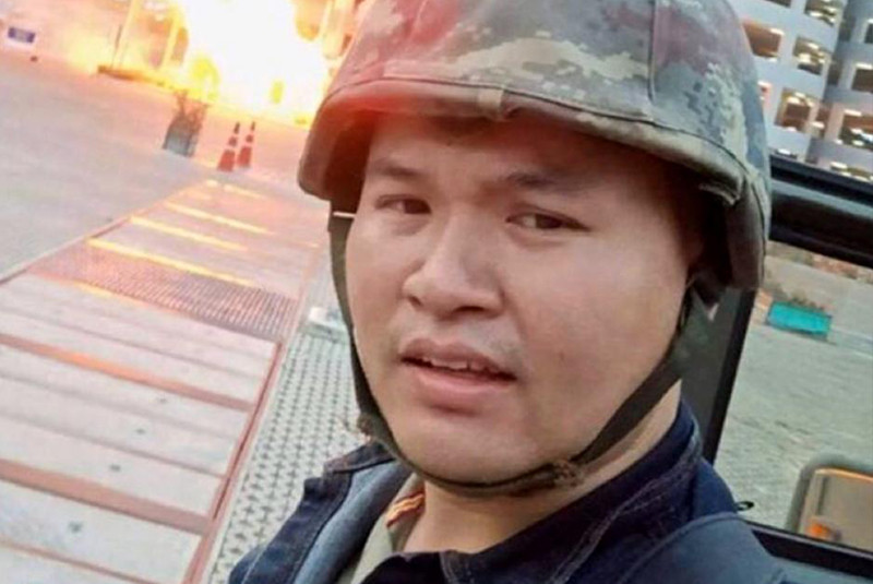 कर्नेललाई गोली हानेर निस्किएका सैनिकले जथाभावी गोली चलाउँदा २५ को मृत्यु