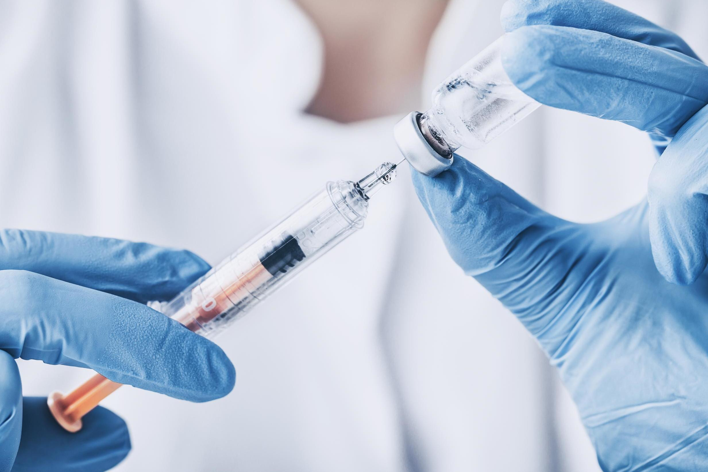 कोरोना भाइरसविरुद्धको खोप बनाउन जुटे वैज्ञानिक