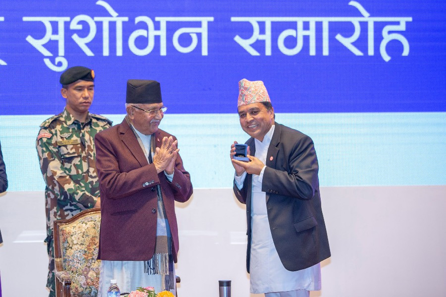 निर्यात बढाउन सहयोग गर्ने २५ व्यवसायीलाई सरकारको सम्मान