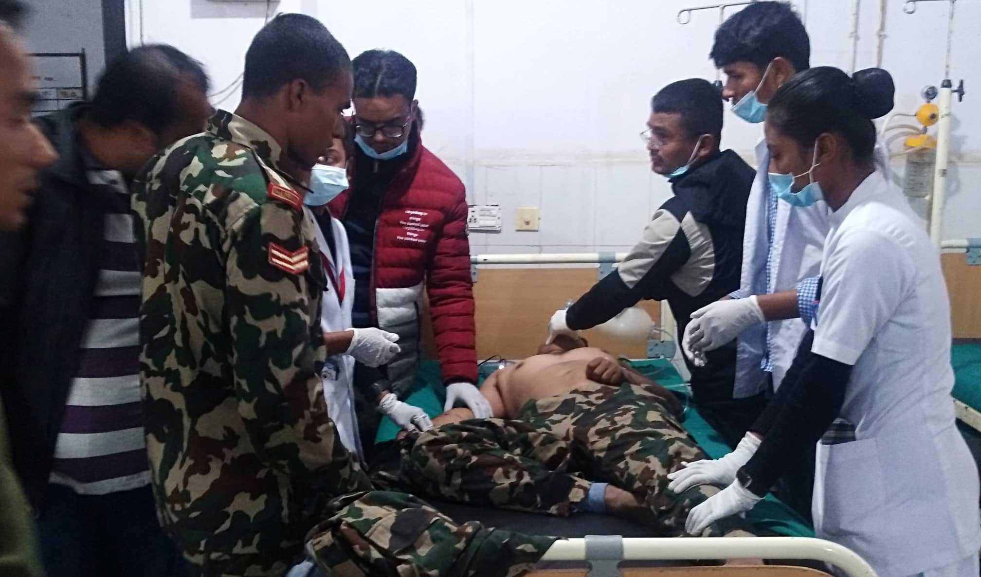 सेनाको ट्रक दुर्घटना हुँदा घाइते भएका मेजरको मृत्यु