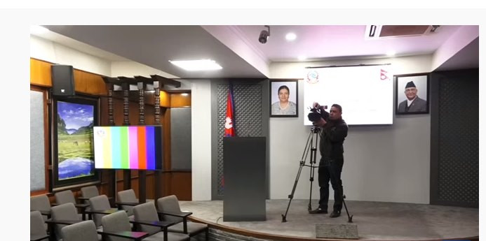 पत्रकार सम्मेलन हुने समयमा प्रवक्ताको राजीनामा