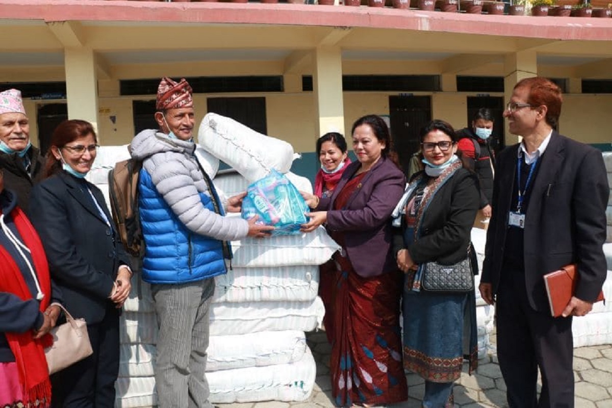 भरतपुर महानगरका सबै विद्यालयमा सेनेटरी प्याड वितरण सुरु