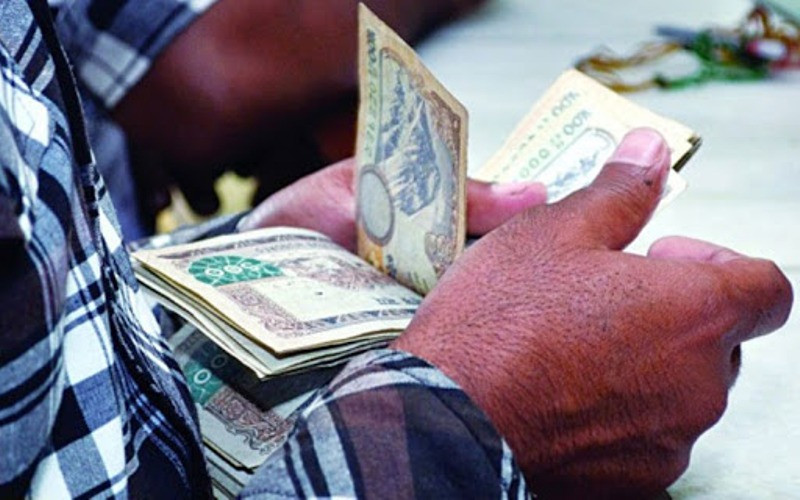 युवा निर्यात गरेर धानिएको अर्थतन्त्रमा कोरोनाको चुनौती