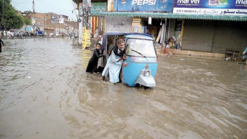पाकिस्तानमा भारी वर्षा, कम्तीमा १७ जनाको मृत्यु