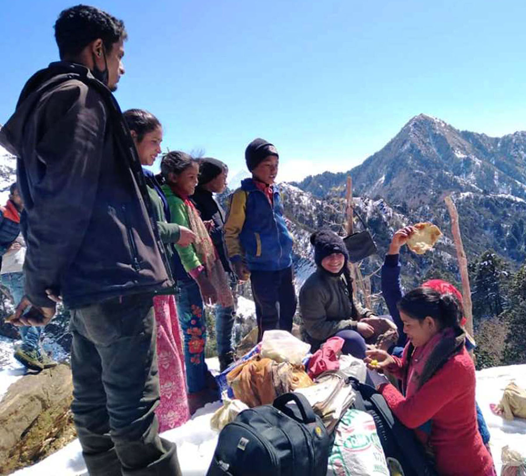 एसइई दिन ८ घण्टा हिउँको यात्रा