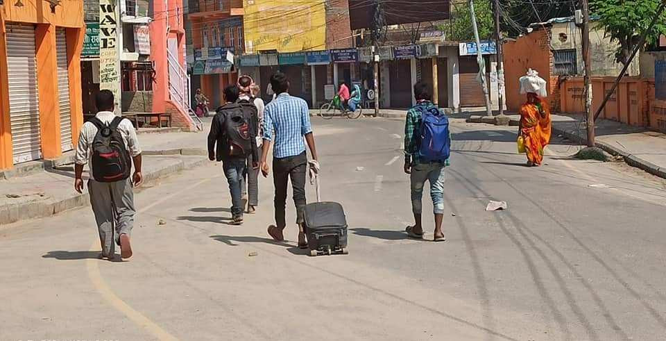 लकडाउनमा कहाँबाट पुग्यो मानिसको हुल जनकपुरको सडकमा ?