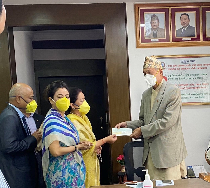 कोरोना रोकथाम कोषमा सन् नेपाल लाइफ इन्स्योरेन्सको ३० लाख