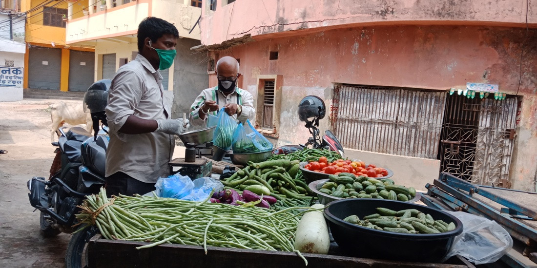 कोरोना कहर : मिठाइ छोडेर तरकारी व्यवसायी बने वैद्यनाथ