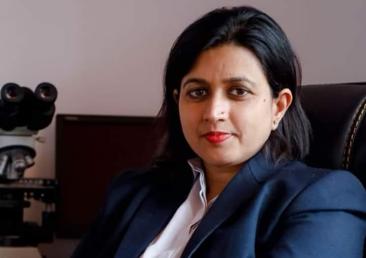 डा.रुना झा कोरोनाविरुध्द लडाइँमा अग्रपंक्ति सम्हाल्ने विश्वका पाँच महिलाको सूचीमा
