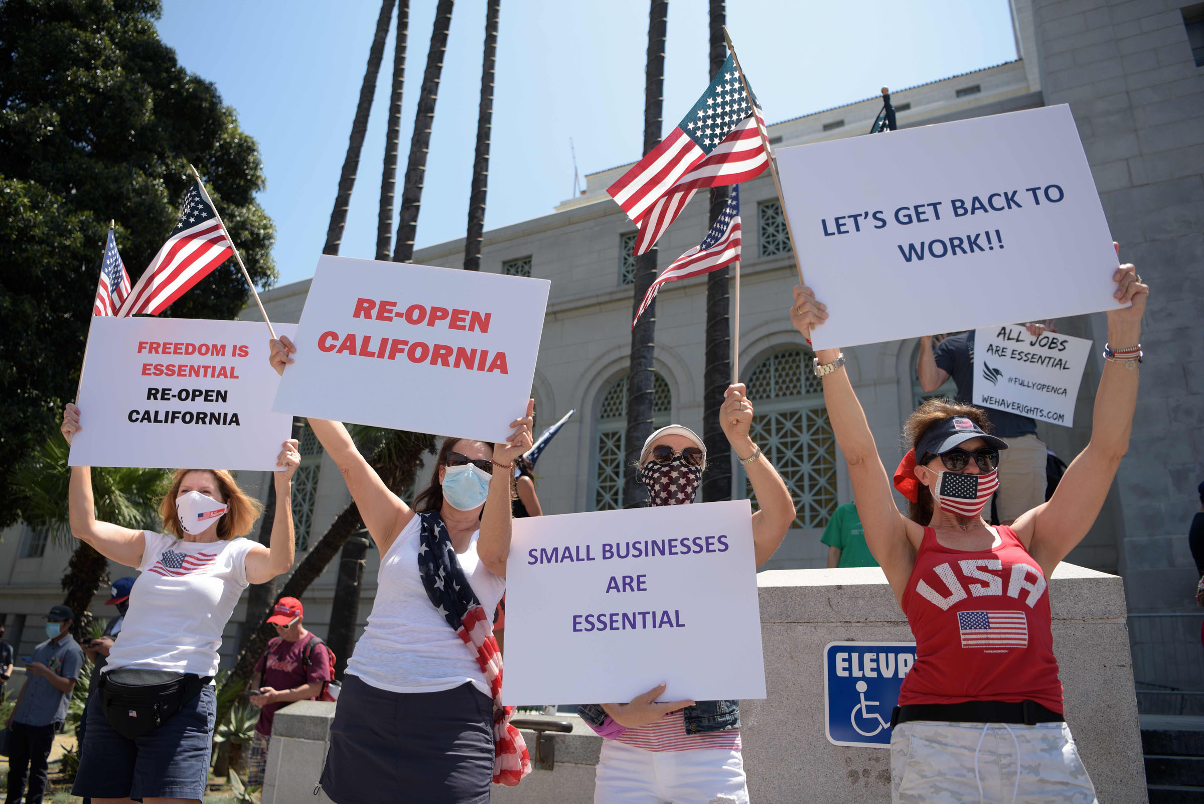 कोरोना  : न्युयोर्कको एउटै नर्सिङ होममा ९८ जनाको मृत्यु