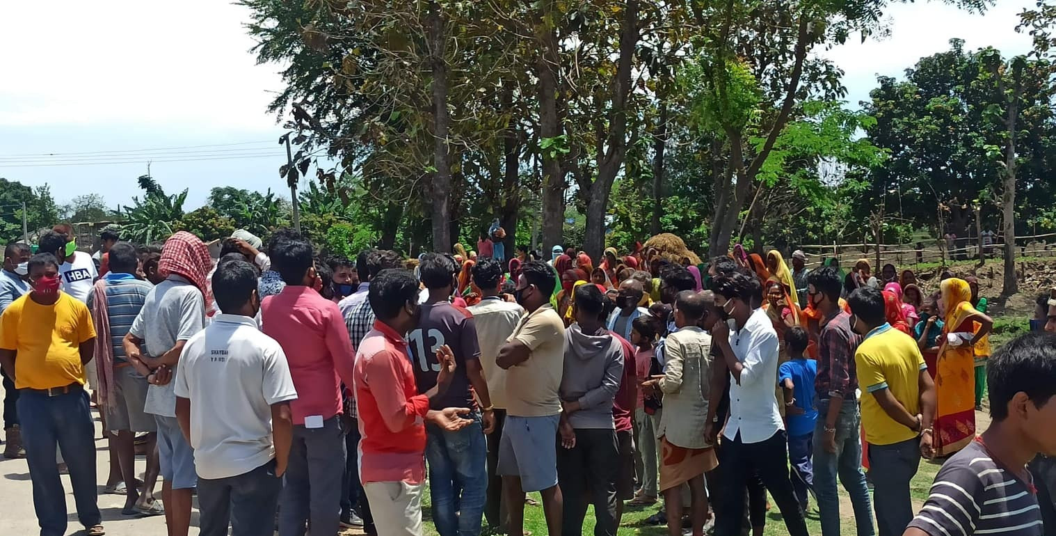 राहत वितरणमा विवाद हुँदा अश्रु ग्यास र हवाई फायर