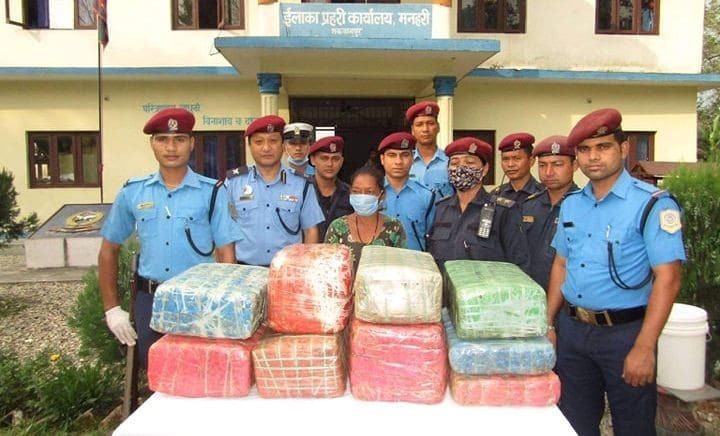 मकवानपुरमा ८० किलो गाँजासहित महिला पक्राउ