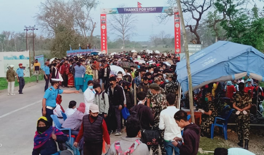 भारतबाट एकै रातमा भित्रिए ८ सय १९ नेपाली