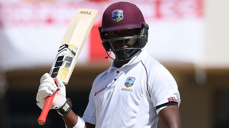 वेस्ट इन्डिजका ३ खेलाडी इंग्ल्यान्ड नजाने