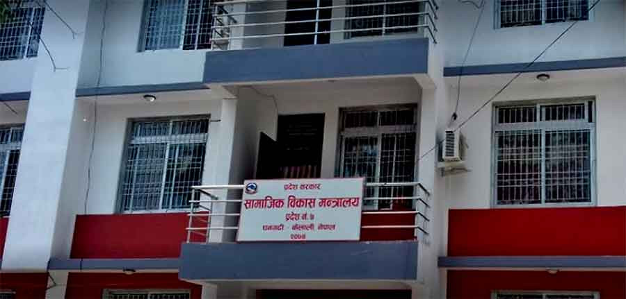 दाहसंस्कारपछि कोरोना पुष्टि भएकी महिलाका मलामी खोज्दै मन्त्रालय