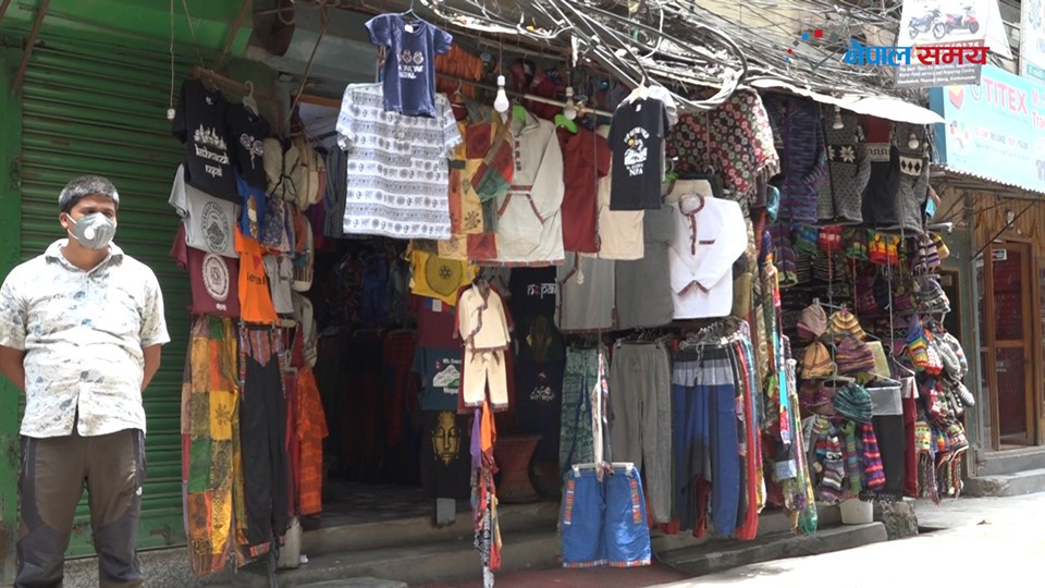 असनका व्यापारी भन्छन्– डिप्रेसनबाट जोगिन पनि पसल खोल्नैपर्‍यो