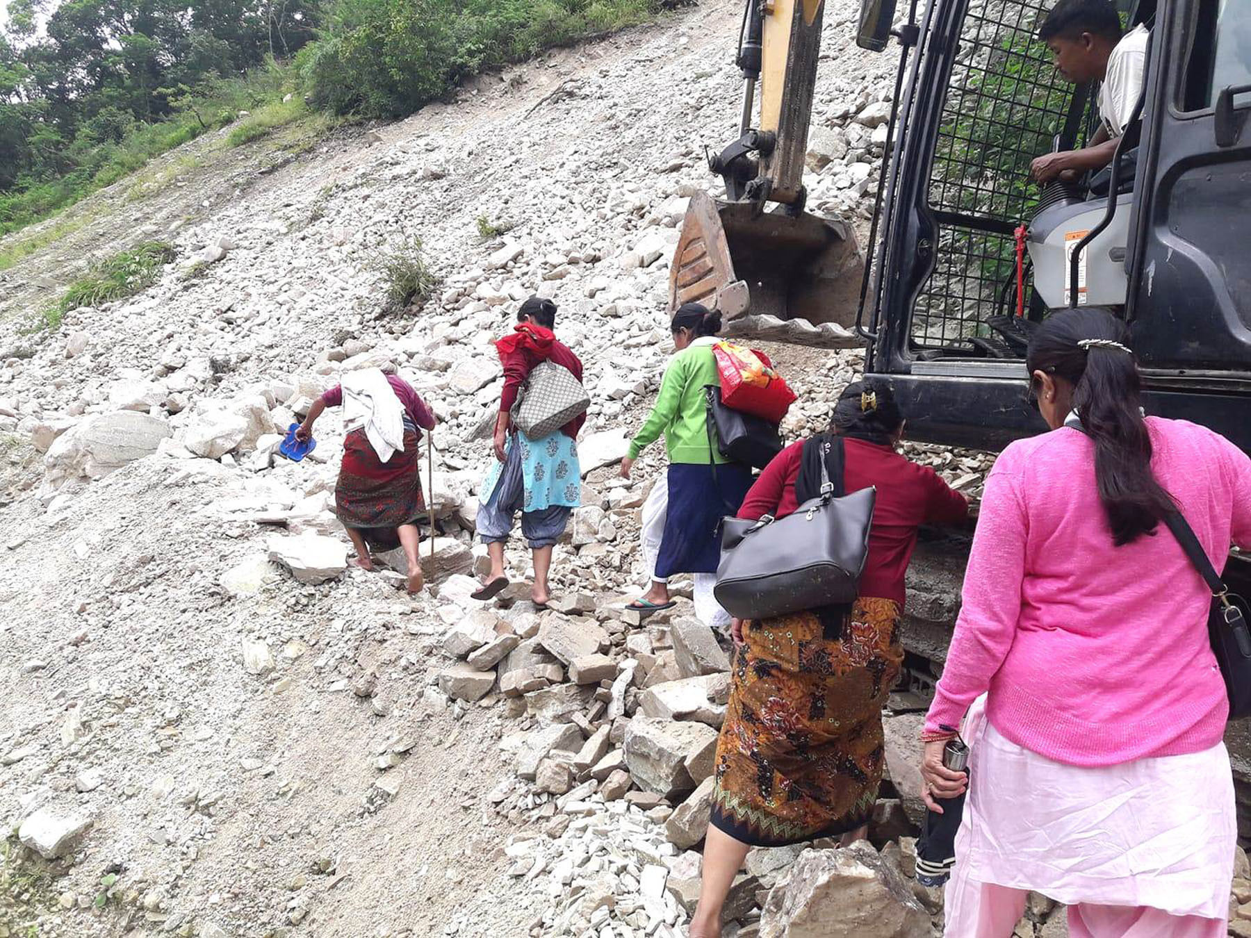 चार वटा प्रदेशका साना खोलामा ३६ घण्टासम्म बाढीको उच्च जोखिम
