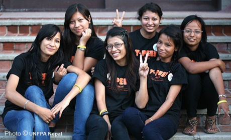 ६२ प्रतिशत महिला र ६५ प्रतिशत नेपाली पुरुष जीवनप्रति सन्तुष्ट