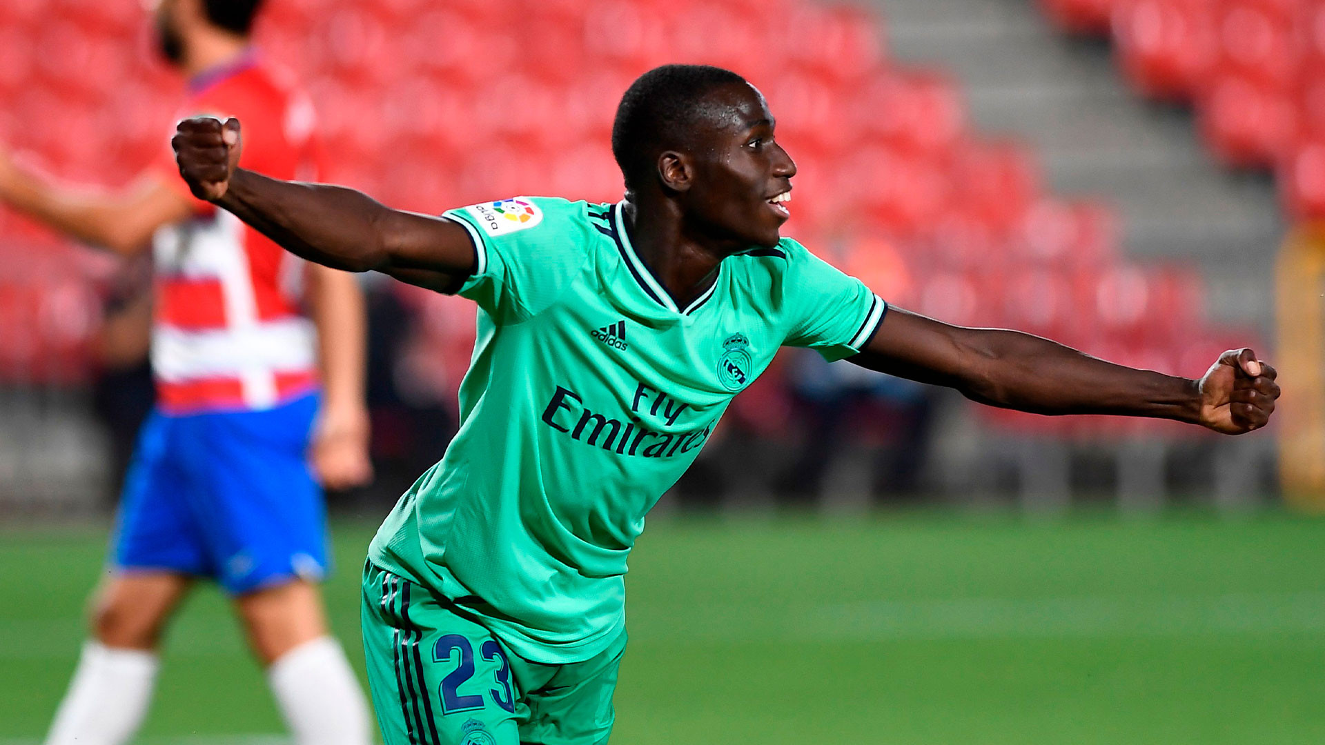 ग्रानाडालाई पराजित गर्दै रियल ला लिगाको उपाधि नजिक