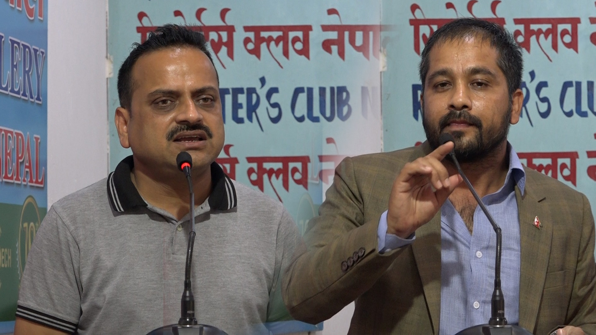 विद्यार्थी नेताहरु भन्छन्– अनलाइन कक्षा बन्द गर्ने निर्णय तत्काल सच्चाइयोस्