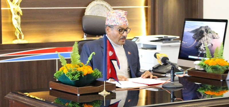 कोरोना अवधिभर एक बैंकको एटीएम अर्कोमा प्रयोग गर्दा पैसा नकाटिने
