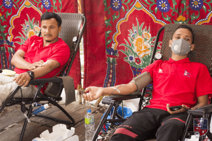 एन्फामा रक्तदान