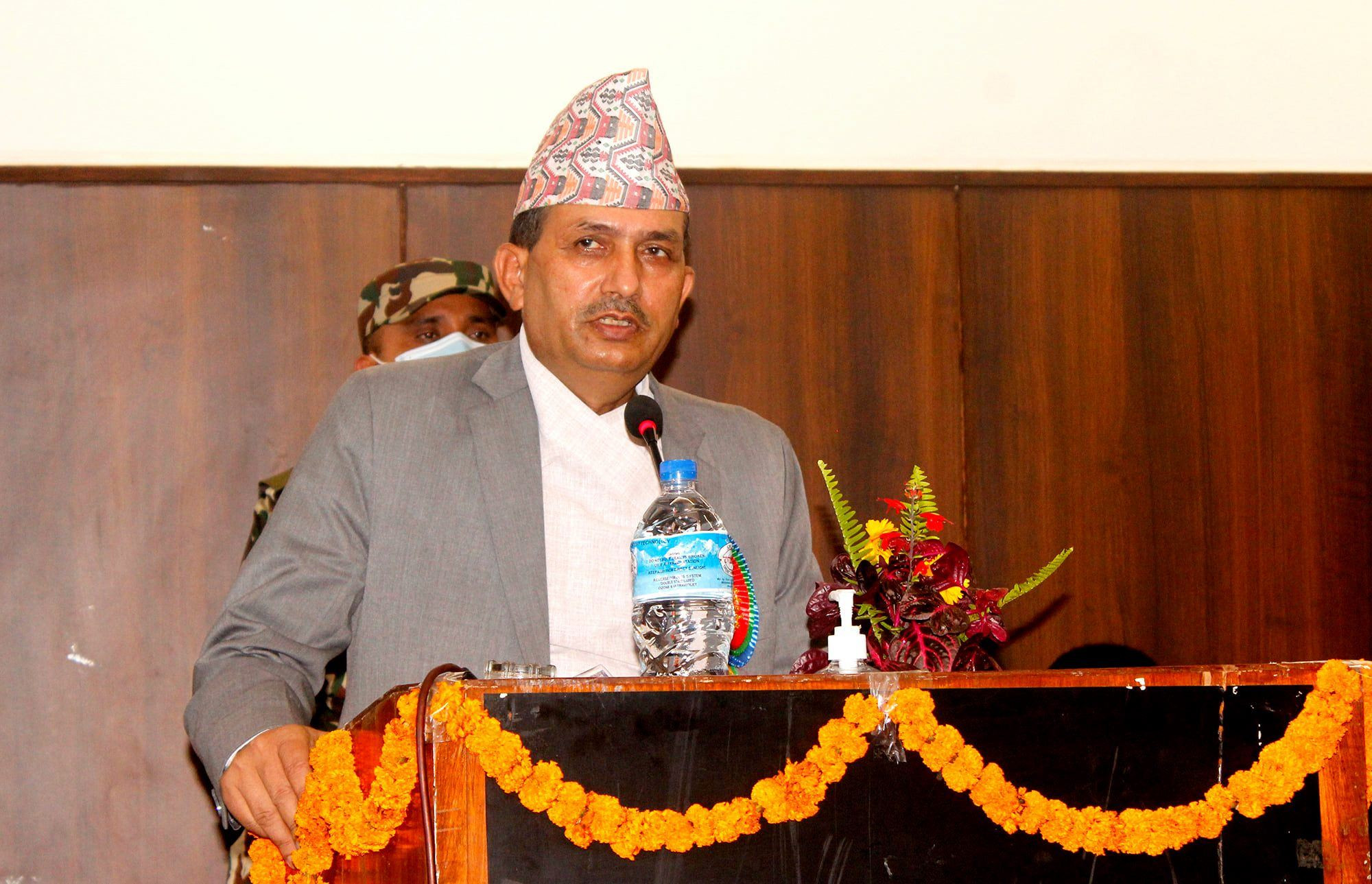 स्वास्थ्यमन्त्री ढकाल भन्छन्– सत्ताका लागि लड्ने यो नै अन्तिम युद्ध होइन