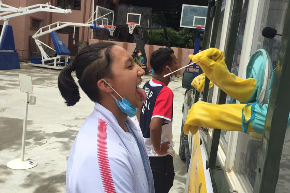 ब्याड्मिन्टन खेलाडीको कोरोना परीक्षण