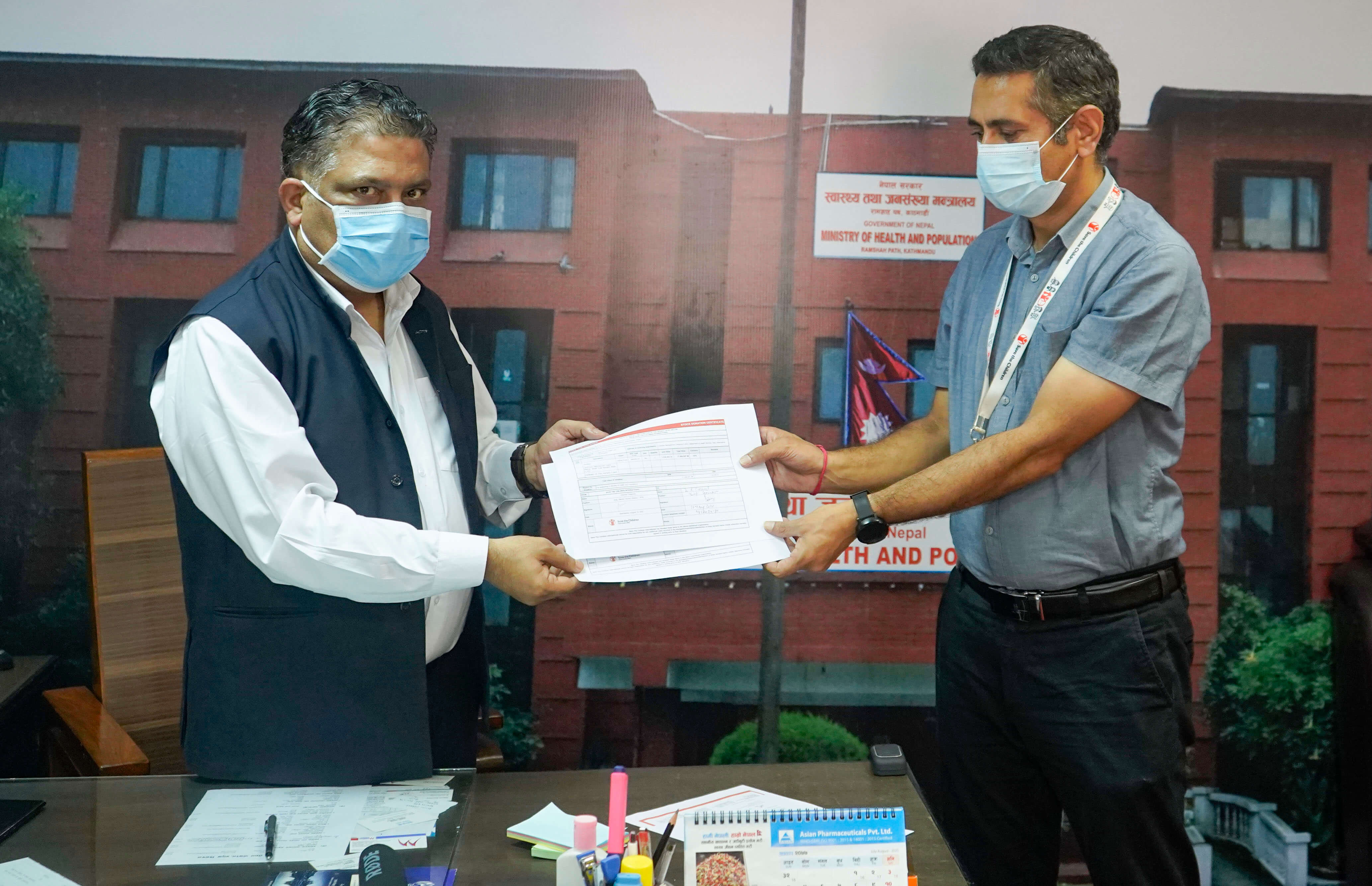 सेभ द चिल्ड्रेनद्वारा ७ थान आईसीयू भेन्टिलेटर हस्तान्तरण