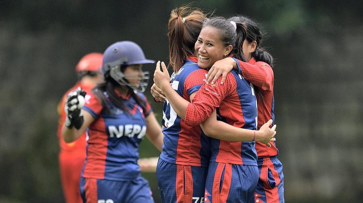 क्यानले गरायो १८ महिला खेलाडीको कोरोना बीमा