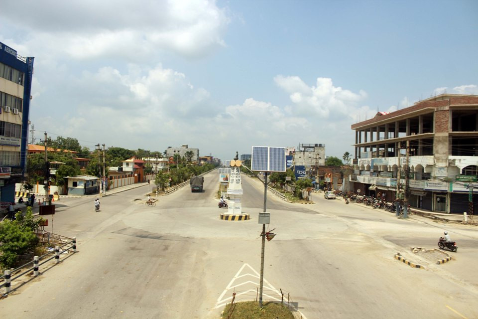 निषेधाज्ञामा यस्तो देखियो भैरहवा (फोटोफिचर)