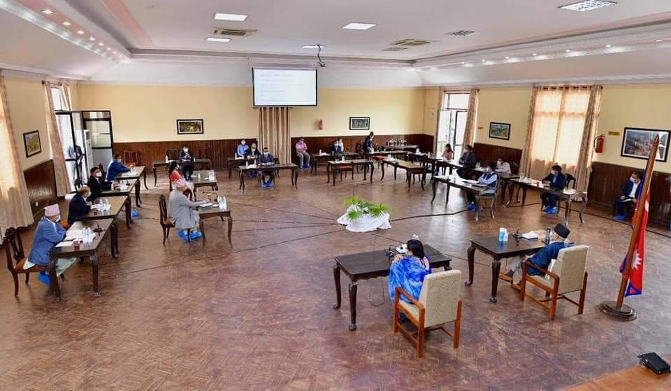 प्रधानमन्त्रीद्वारा मनोचिकित्सकहरुसँग छलफल