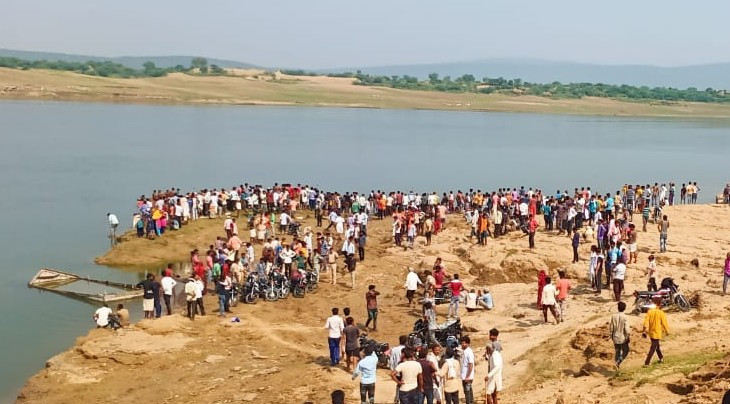 राजस्थानमा डु‌ंगा पल्टिँदा ११ जनाको मृत्यु