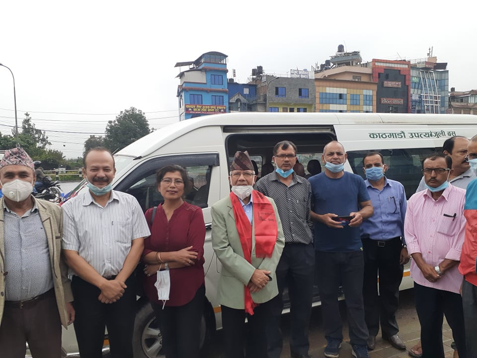 काठमाडौंबाट रामेछापसम्म विद्युतीय मिनी बस