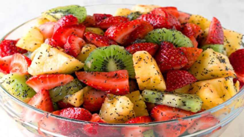 ठण्डा दिमाग र फ्रेस शरीरका लागि फ्रुट चाट